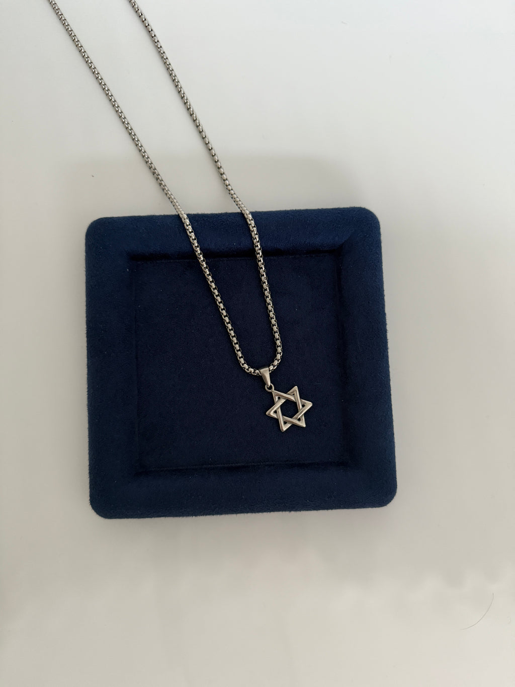 Silver unisex Magen David