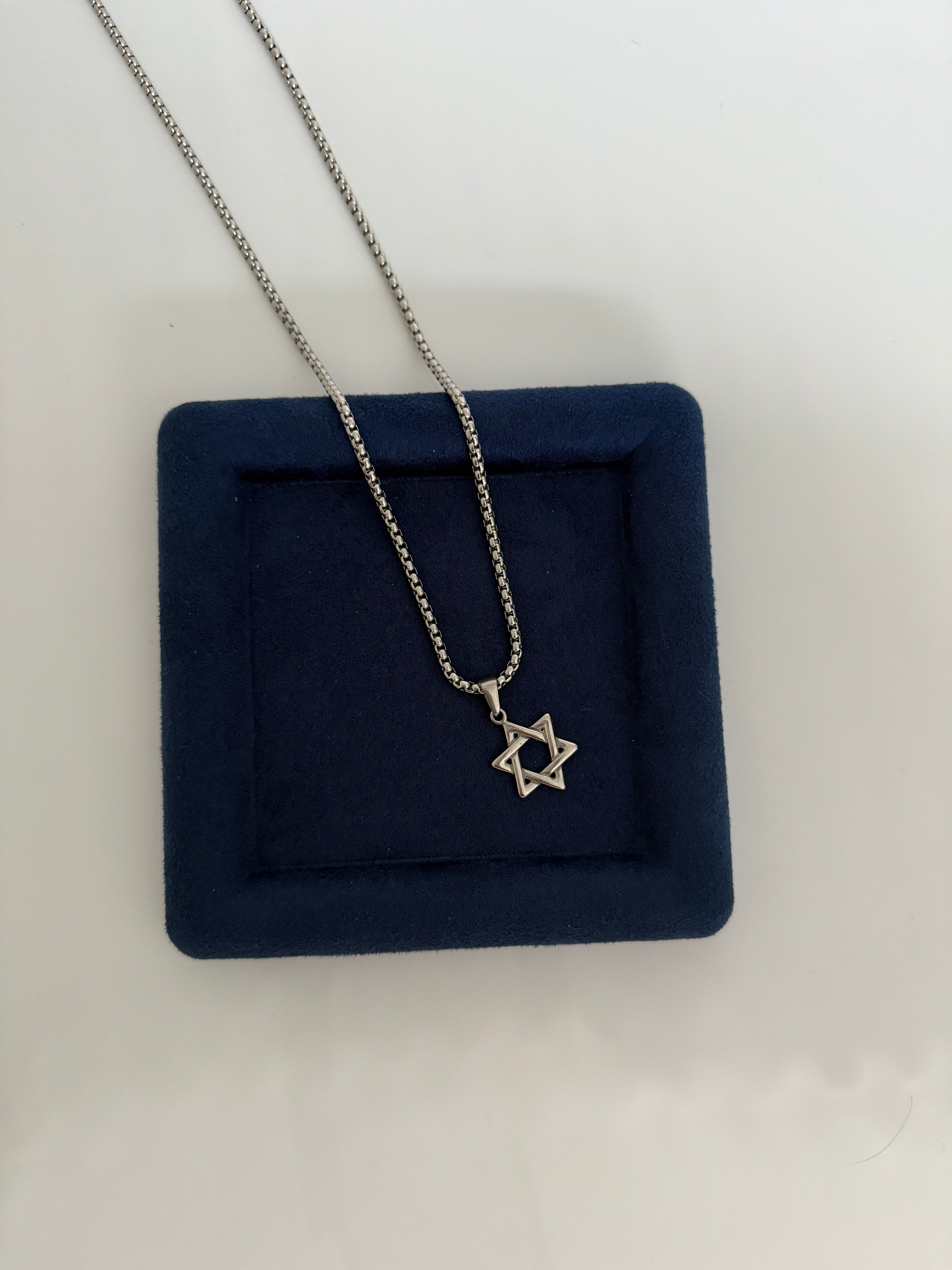 Silver unisex Magen David