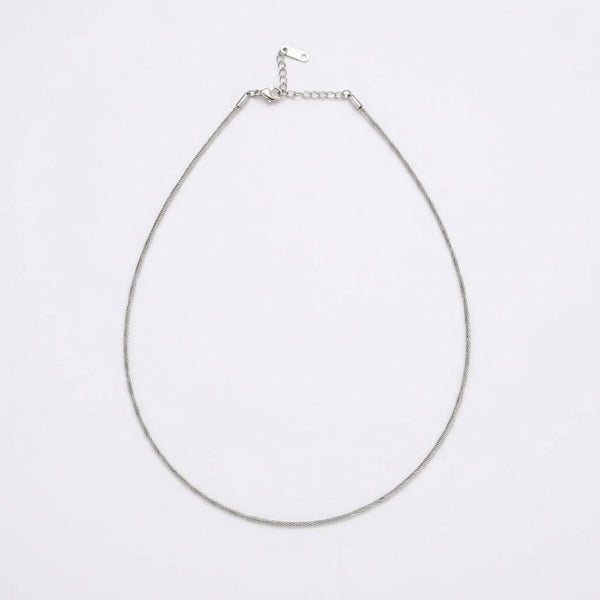 Choker Chain necklace by Shukstack